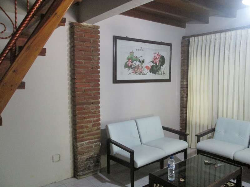 Сумбава-Бесар: Bougenvil Homestay