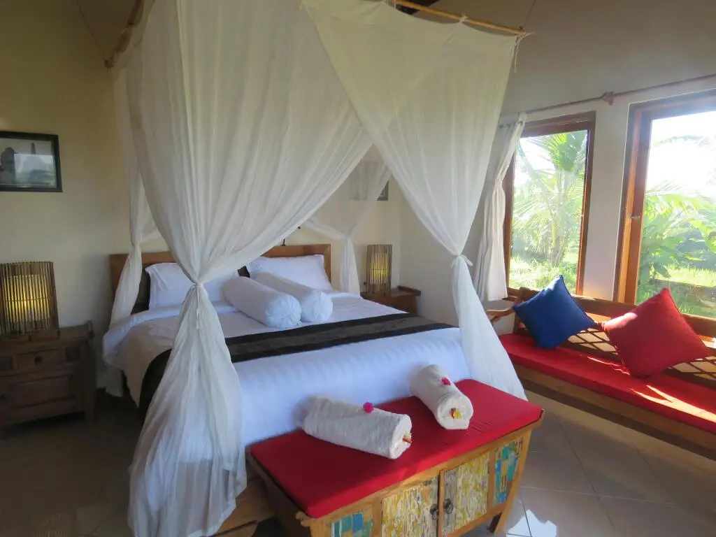 Темукус: Rumah Dusun