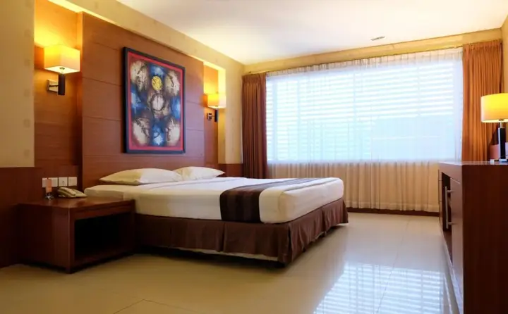 carousel image 3