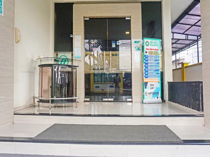 Джакарта: Hotel Fiducia Otista 153
