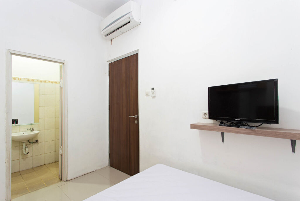 Джакарта: RedDoorz @ Kebon Kacang