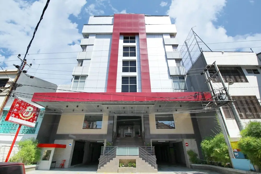 Макассар: Airy Pelabuhan Makassar Lembeh 68 Makassar