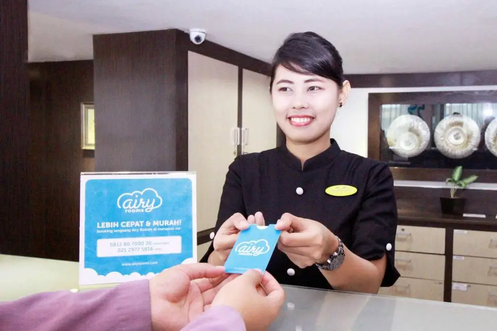 Паданг: Daima Hotel