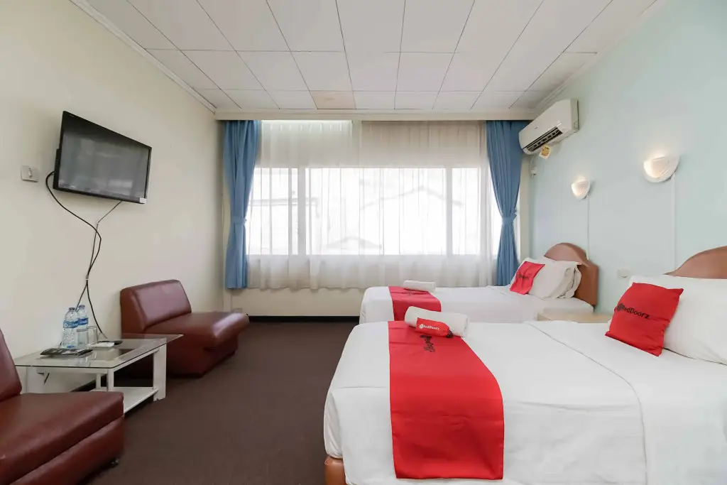 Джакарта: RedDoorz near Kebayoran Baru Blok S