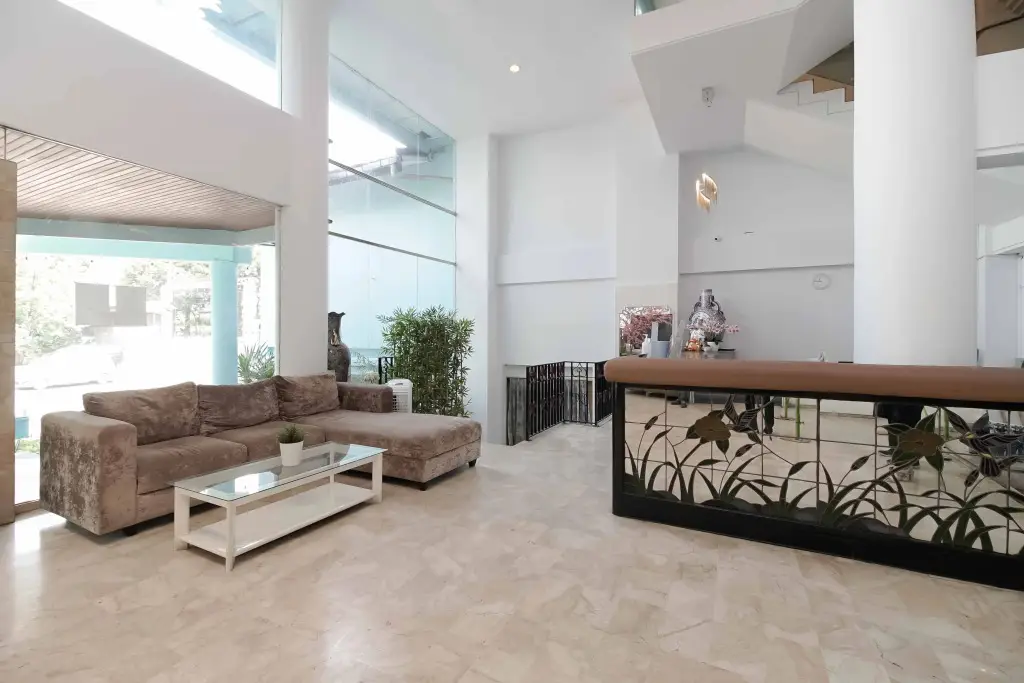 Джакарта: RedDoorz near Kebayoran Baru Blok S