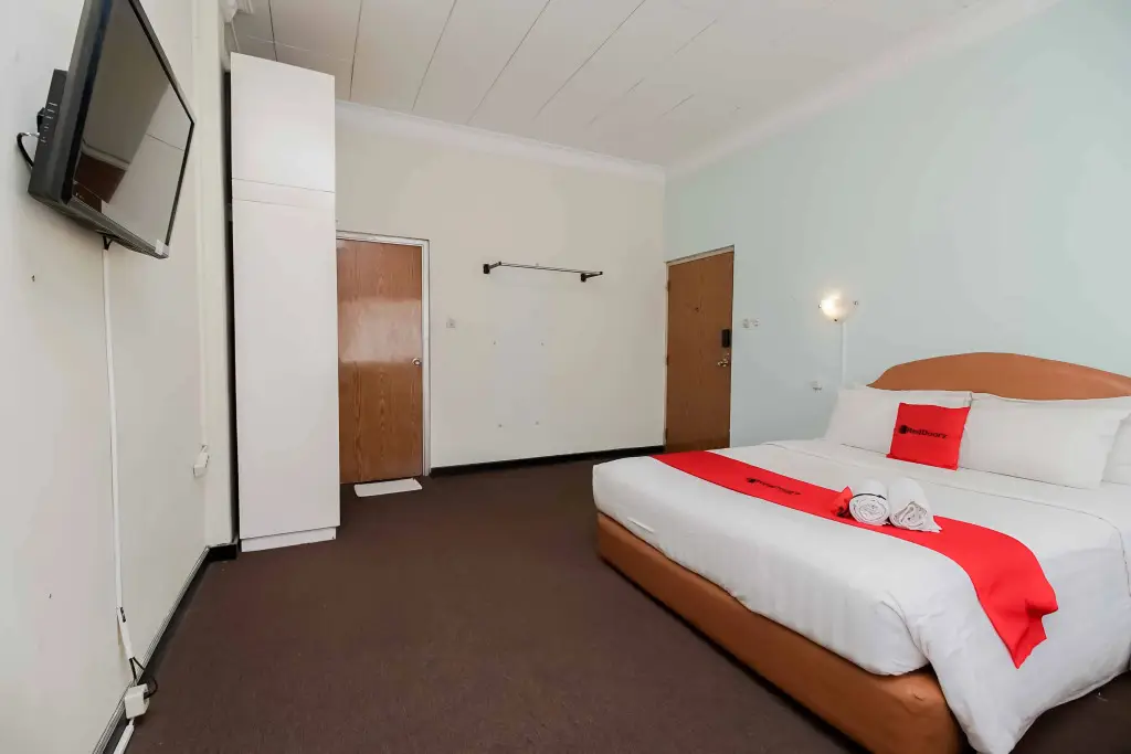 Джакарта: RedDoorz near Kebayoran Baru Blok S