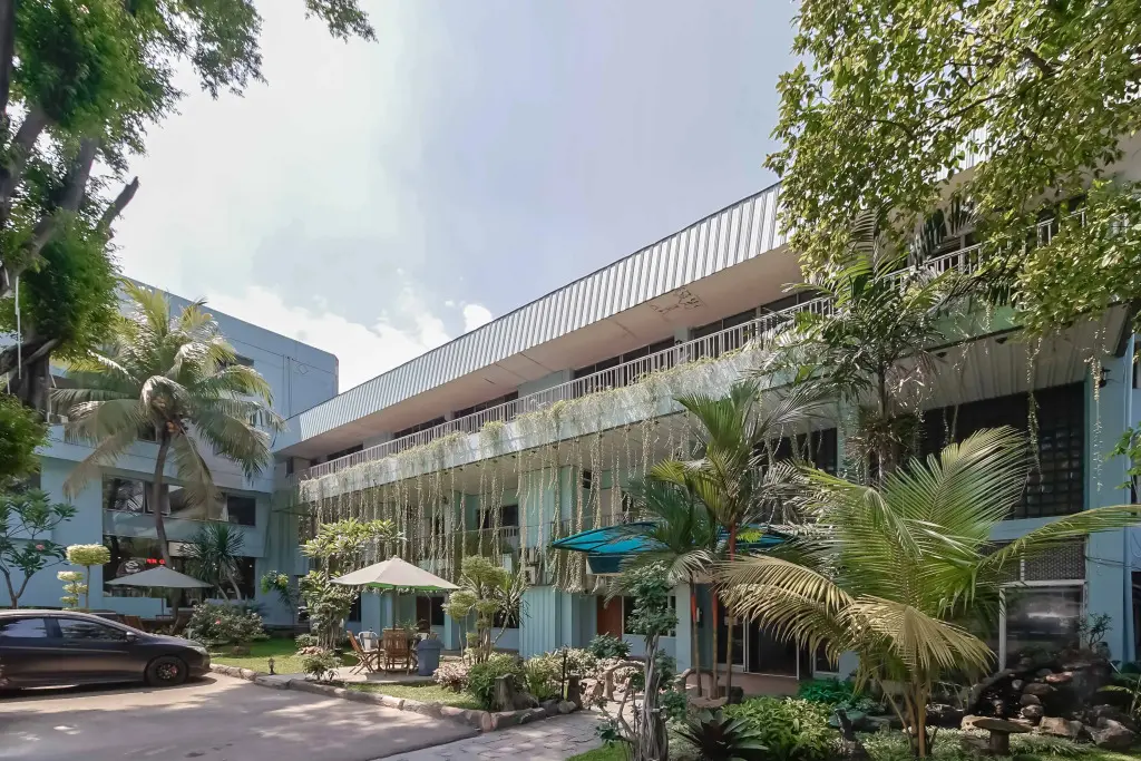 Джакарта: RedDoorz near Kebayoran Baru Blok S
