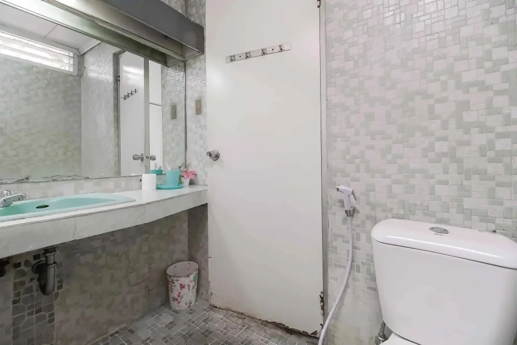 Джакарта: RedDoorz near Kebayoran Baru Blok S