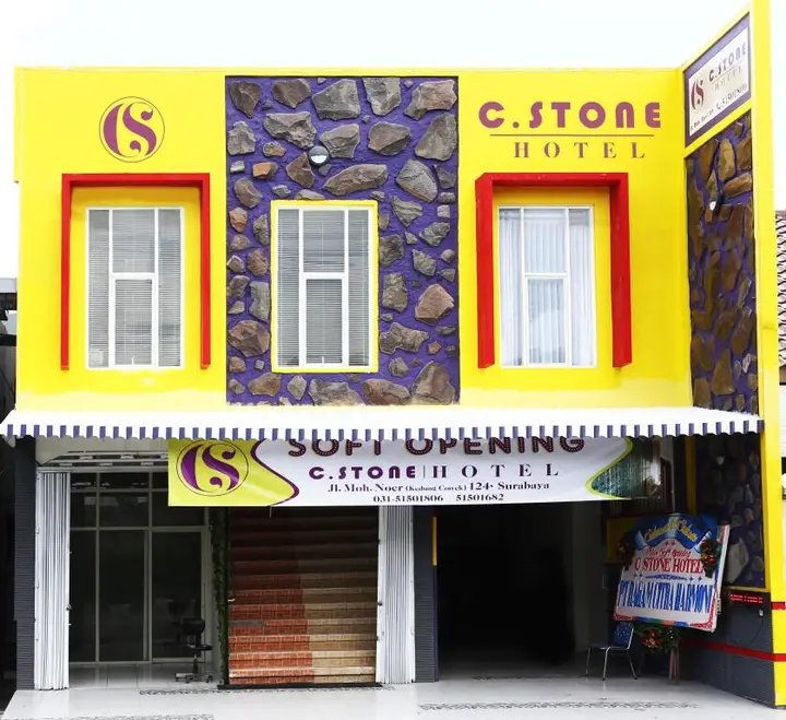 Сурабая: C Stone Hotel
