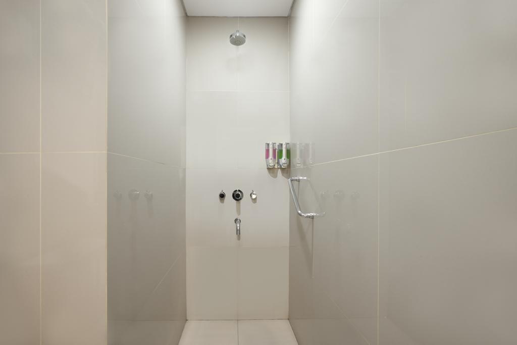 Сурабая: Amaris Hotel Margorejo - Surabaya