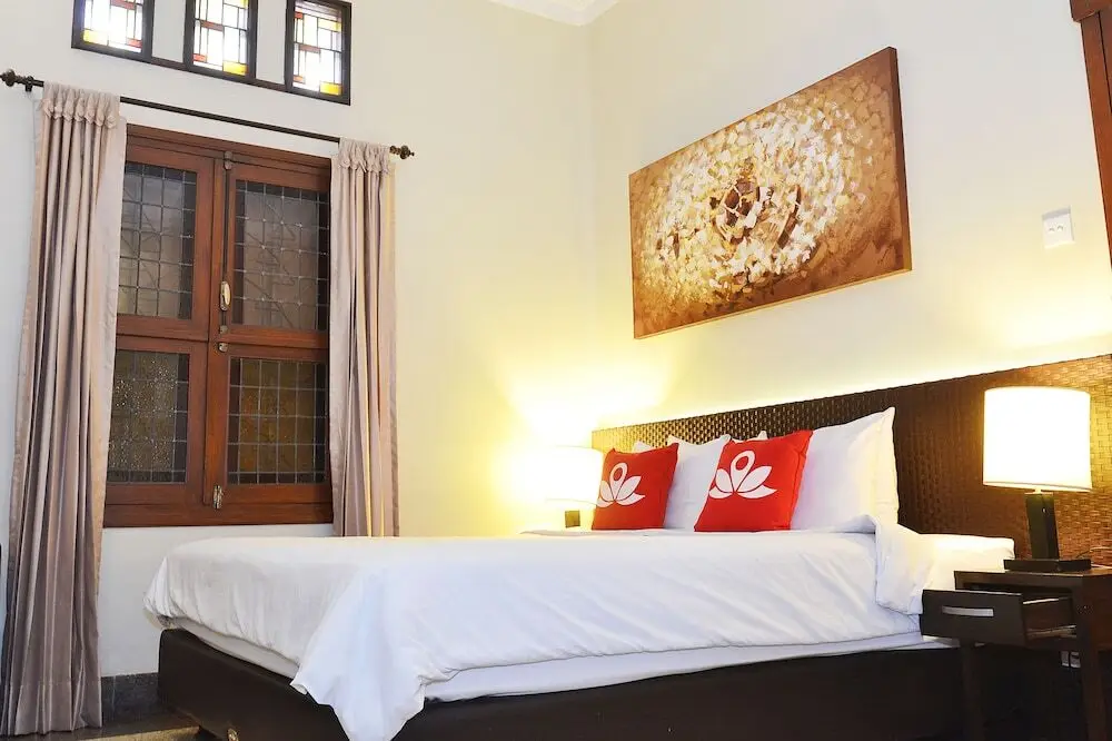 Маланг: ZEN Premium Merbabu Malang