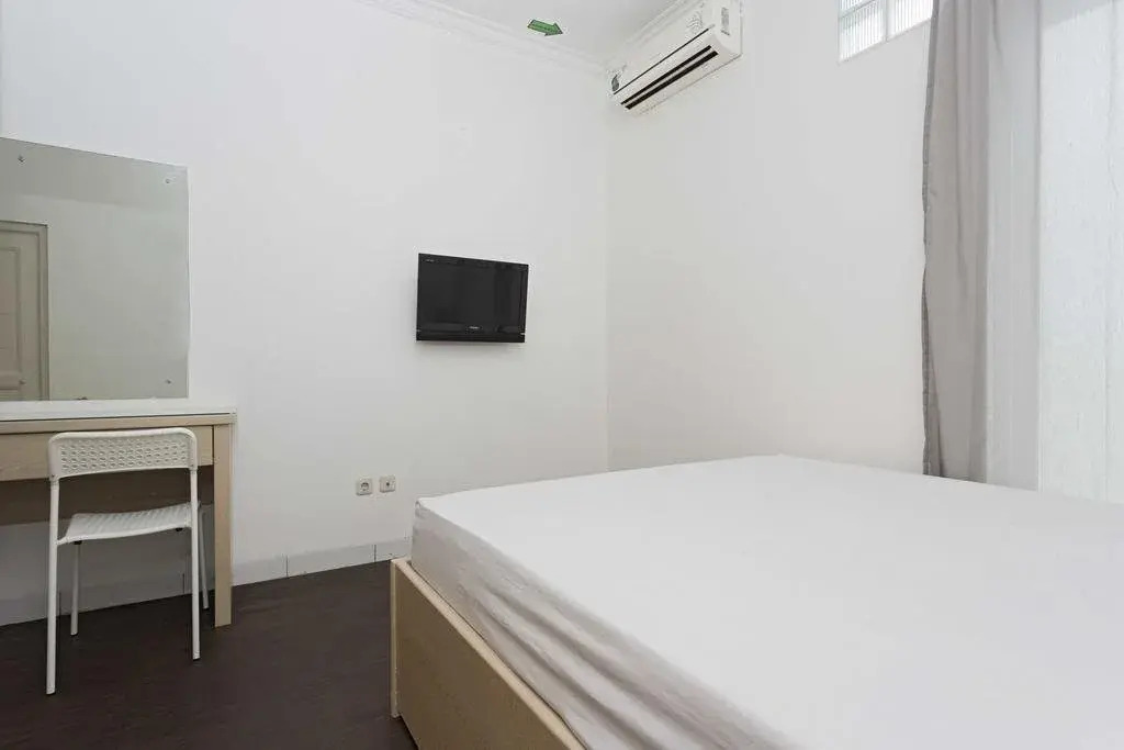 Джакарта: RedDoorz near Lottemart Fatmawati