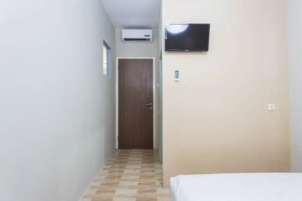 Джакарта: RedDoorz near Saharjo