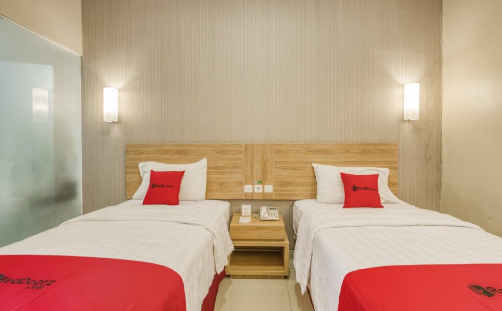 Сурабая: Sunshine Family Homestay near Terminal 1 Juanda Airport