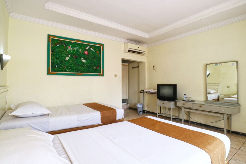 Сурабая: RedDoorz Near Tunjungan Plaza