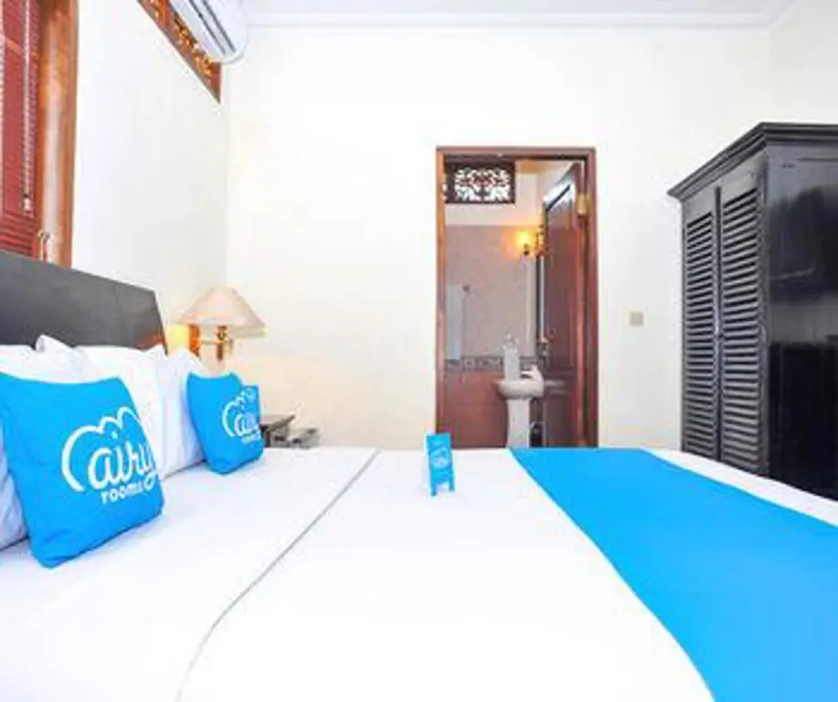 Керобокан: 艾里巴厘岛水明漾克罗波坎巴图贝里格 88 号酒店(Airy Seminyak Kerobokan Batu Belig 88 Bali)