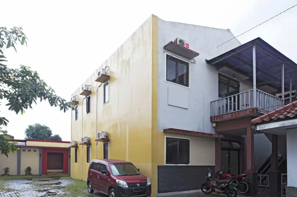 RedDoorz @ Pinang Tangerang — фото 1