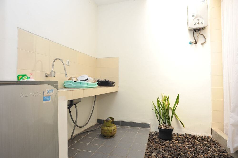 Санур: 巴厘岛艾里瑞农图卡巴巴东 21 C 区 9 号酒店(Airy Eco Renon Tukad Badung Dua Puluh Satu Blok C 9 Bali)