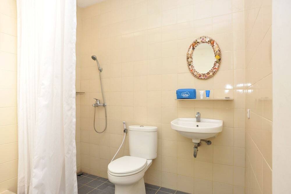 Санур: 巴厘岛艾里瑞农图卡巴巴东 21 C 区 9 号酒店(Airy Eco Renon Tukad Badung Dua Puluh Satu Blok C 9 Bali)