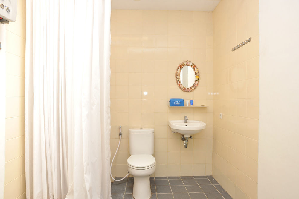 Санур: 巴厘岛艾里瑞农图卡巴巴东 21 C 区 9 号酒店(Airy Eco Renon Tukad Badung Dua Puluh Satu Blok C 9 Bali)