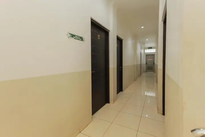 Сурабая: RedDoorz near Juanda Airport T1