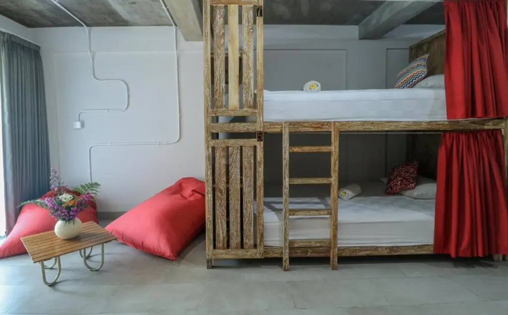 Чангу: Base Guesthouse and Hostel