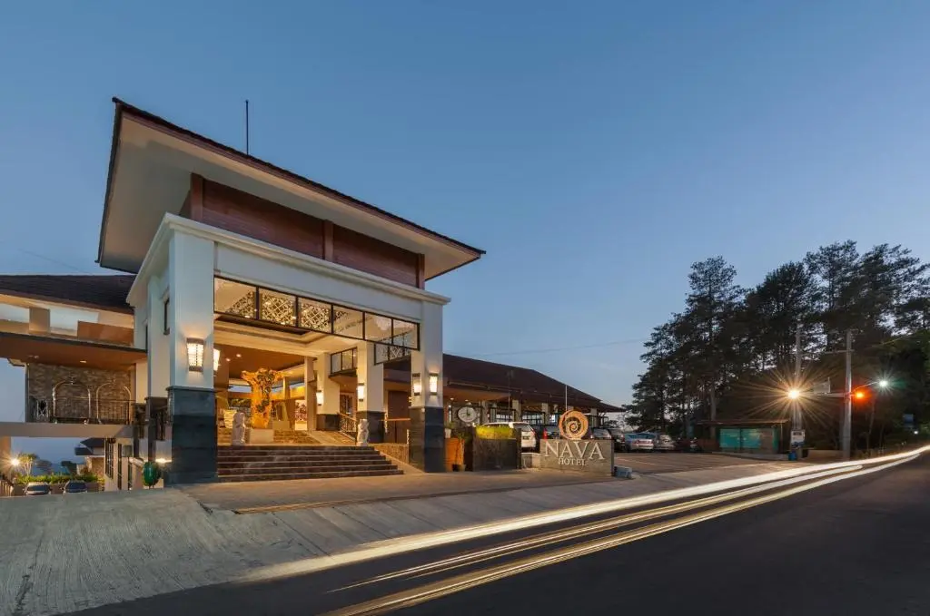 Караганьяр: Nava Hotel Tawangmangu