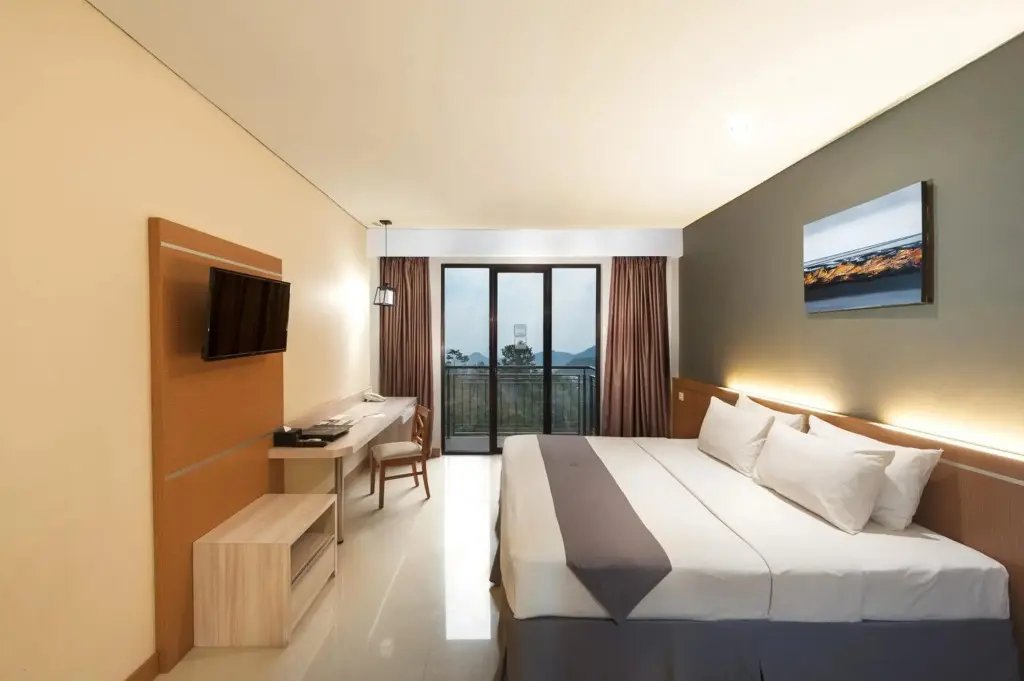 Караганьяр: Nava Hotel Tawangmangu