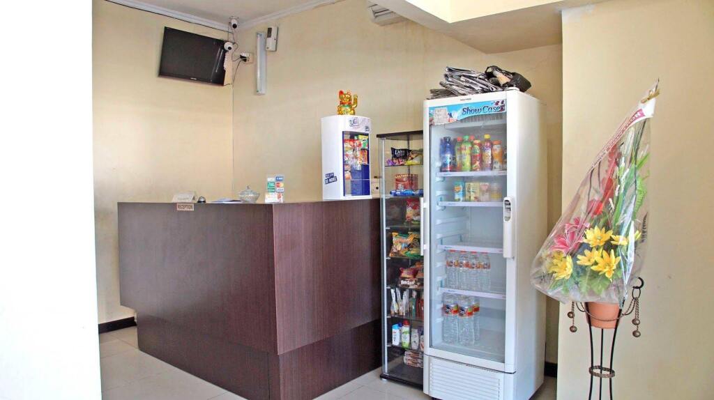 Сурабая: RedDoorz @ Galaxy Permai