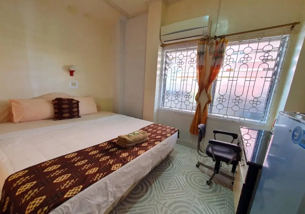Синкаванг: Hotel Sinar Khatulistiwa