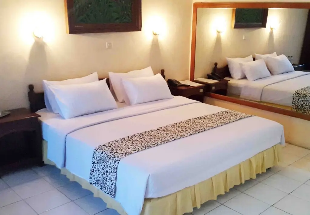 Калипуро: Manyar Garden Hotel