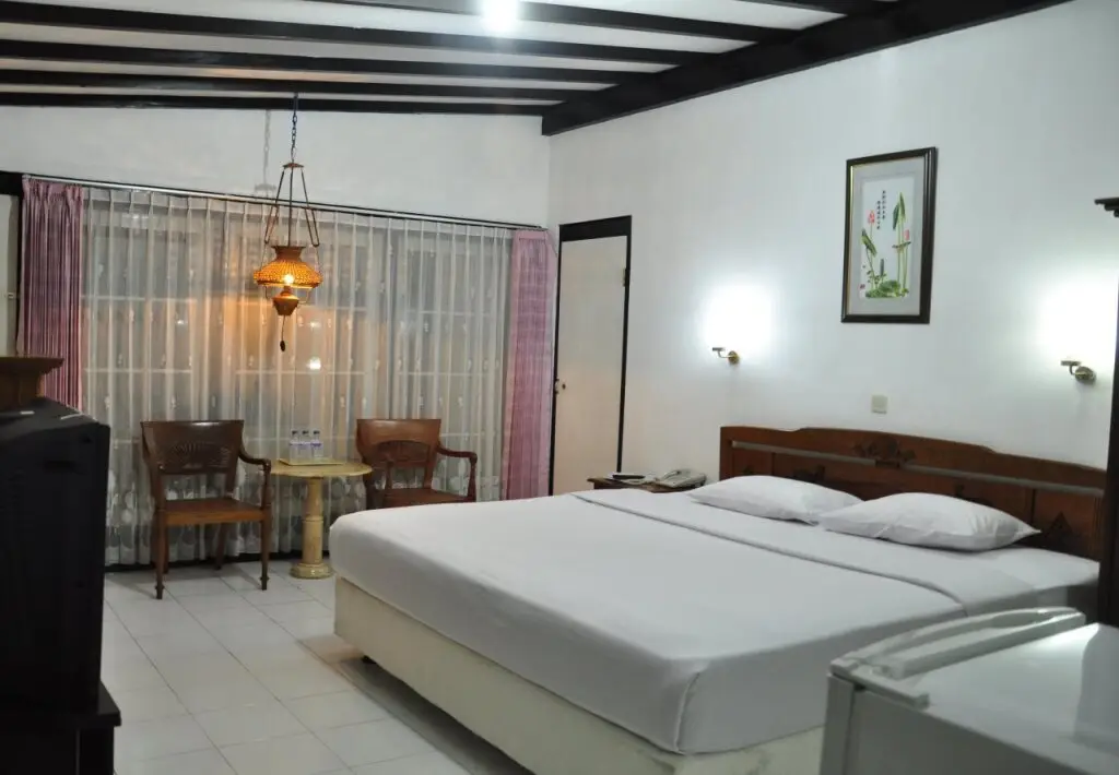 Калипуро: Manyar Garden Hotel
