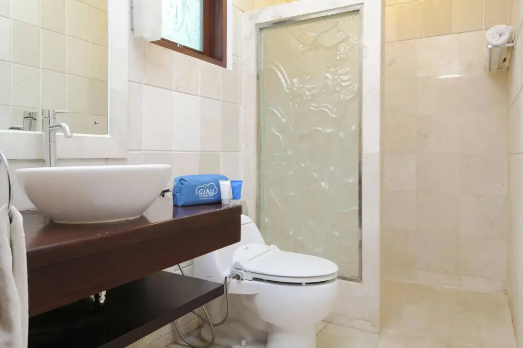 Керобокан: Airy Seminyak Kerobokan Kuwum Gang Rajawali Bali