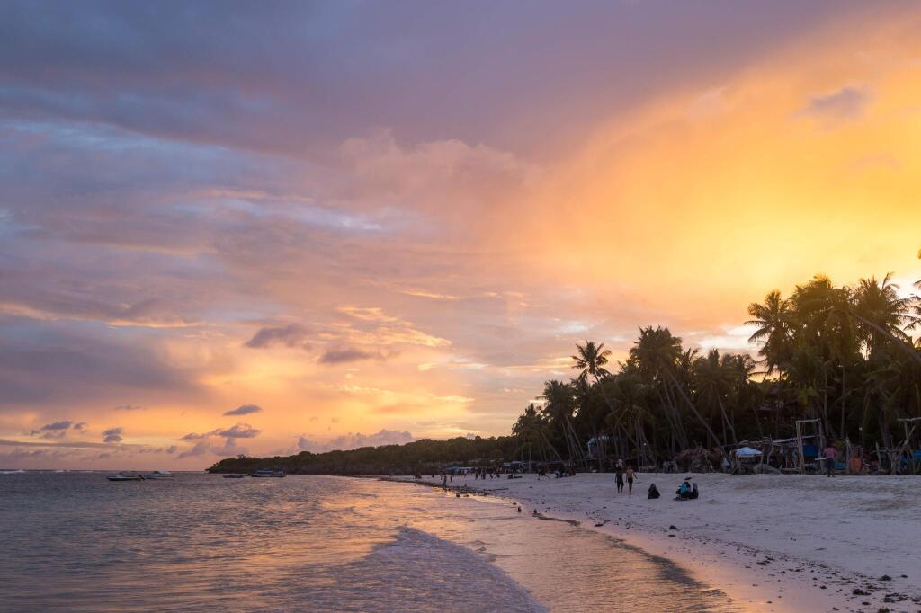 Бира: Bara Beach Bungalows