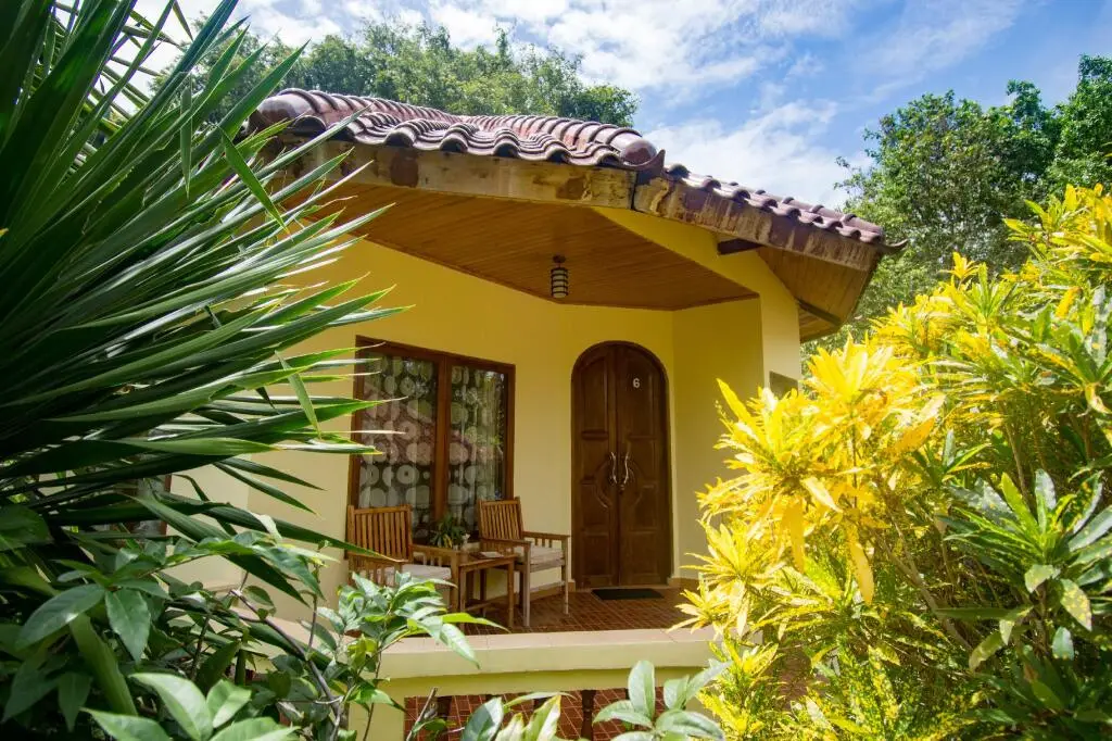 Бира: Bara Beach Bungalows