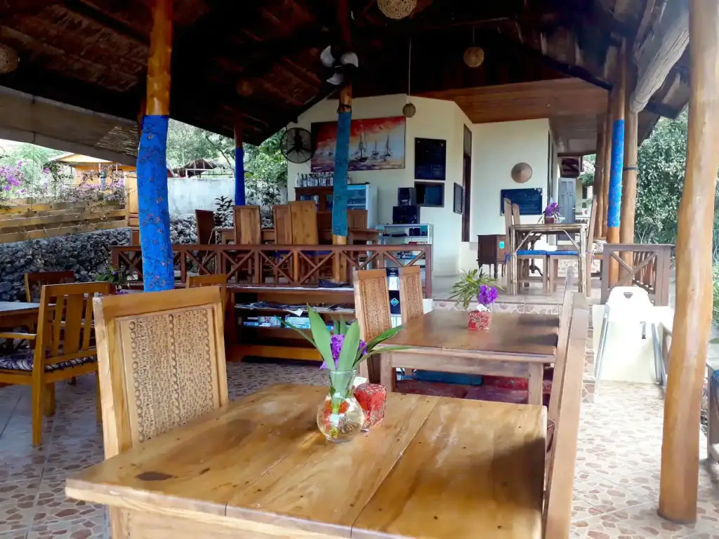 Бира: Bara Beach Bungalows
