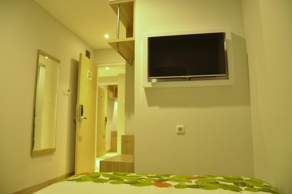 Амбон: Stori Hotel Ambon