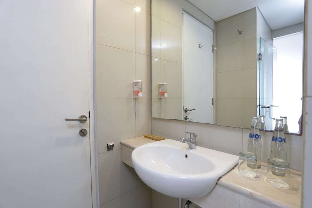 Кута: RedDoorz Plus near Mall Bali Galeria