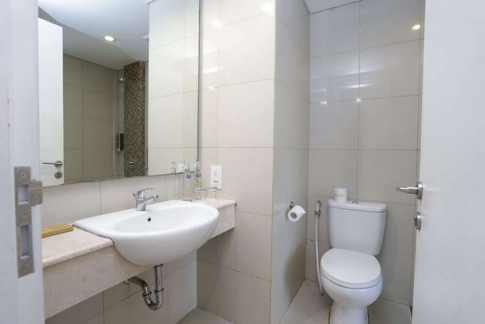 Кута: RedDoorz Plus near Mall Bali Galeria