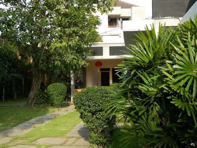 Суракарта: Atina Homestay