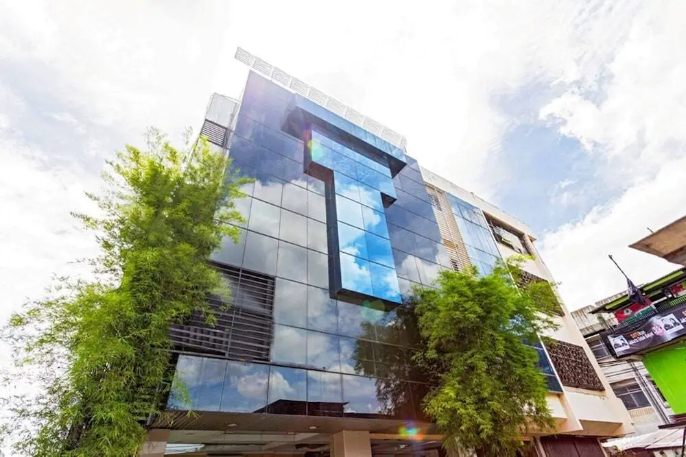 Джакарта: RedDoorz near Citraland Mall