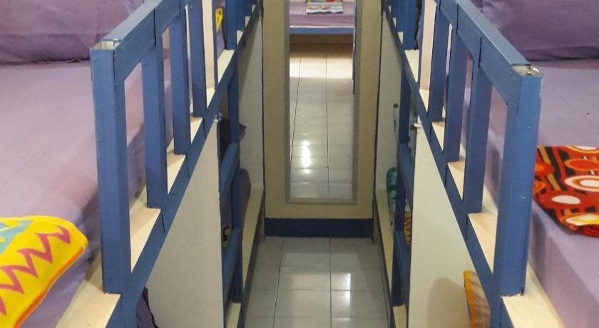 Лабуан-Баджо: Centro Hostel