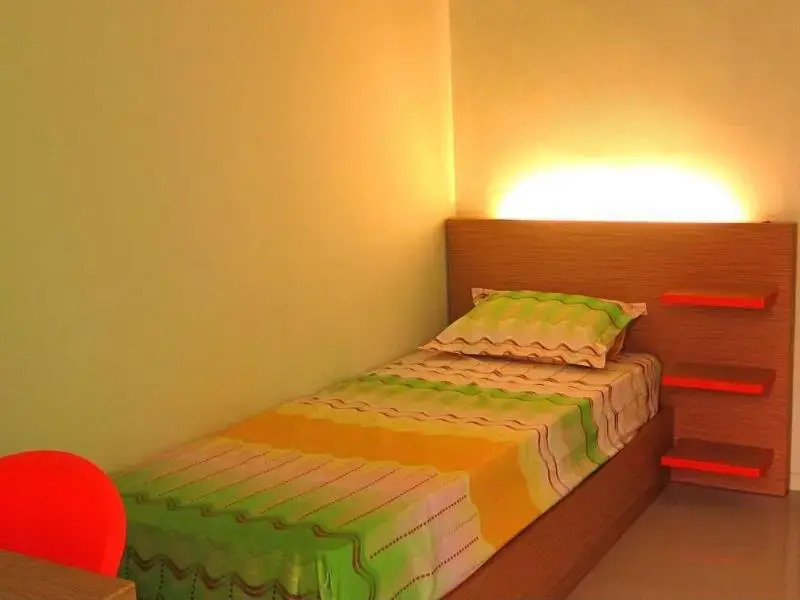 Сурабая: Papaya Inn Home