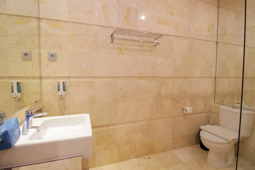 Макассар: Airy Ujung Pandang Bawakaraeng 39 Makassar