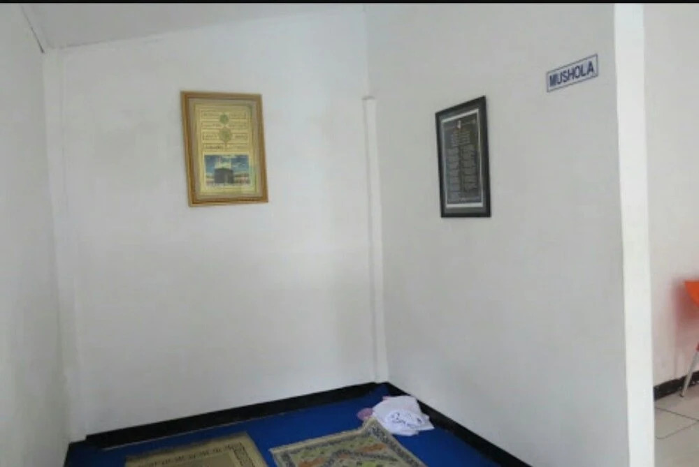 Сидоарджо: Salina Hotel Syariah - Hostel