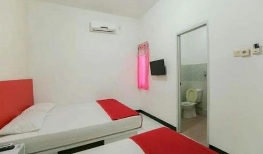 Сидоарджо: Salina Hotel Syariah - Hostel