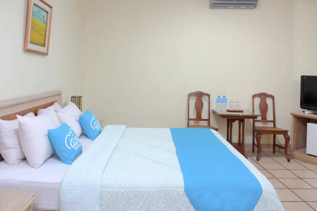 Бандунг: 艾里万隆帕拉扬廷布鲁特兰卡甘本唐酒店(Airy Eco Parahyangan Ciumbuleuit Ranca Bentang Bandung)