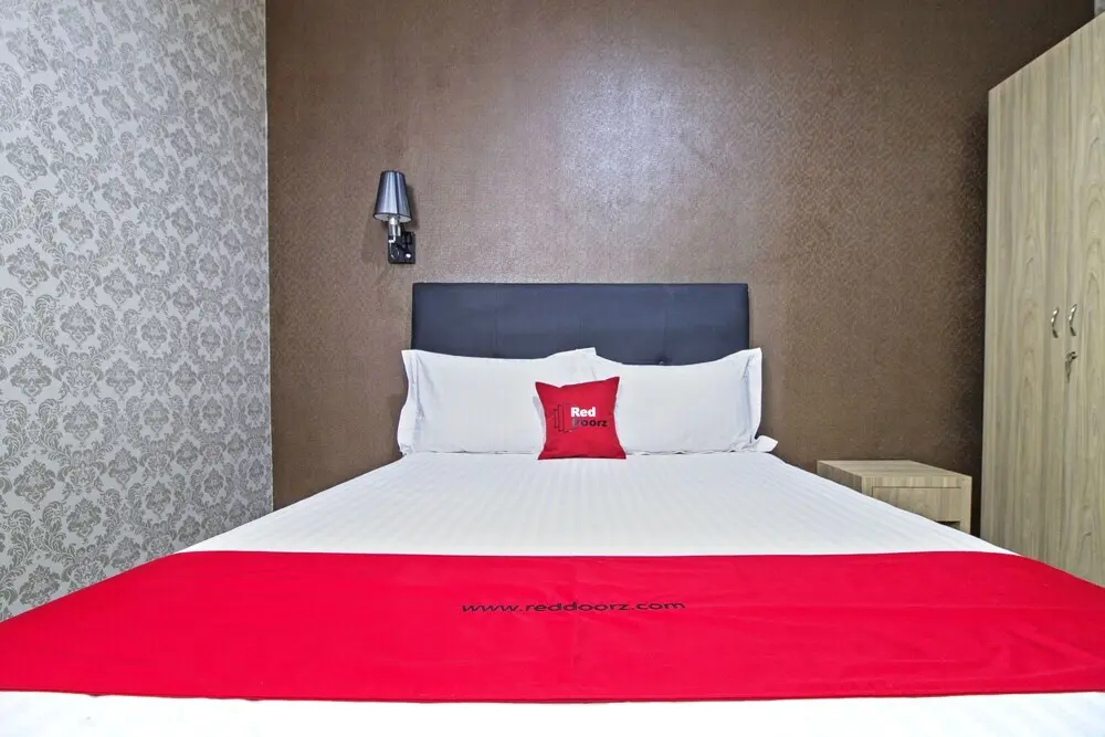 Чикаранг: RedDoorz Plus near Lippo Cikarang Mall