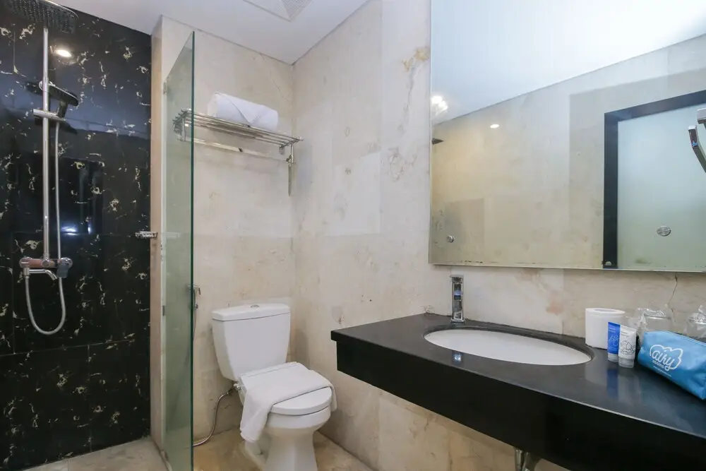Падангсамбиан: Airy Denpasar Barat Teuku Umar Barat 350 Bali