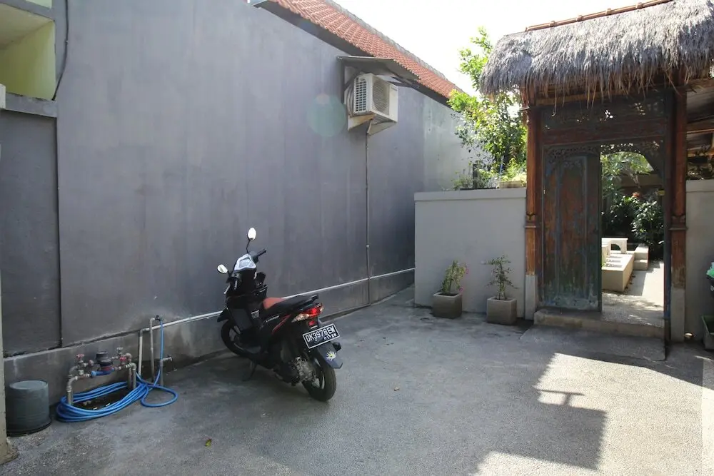Санур: 巴厘岛艾里登巴萨塞拉坦帕萨杜瓦2号酒店(Airy Eco Denpasar Selatan Pasar Dua 2 Bali)
